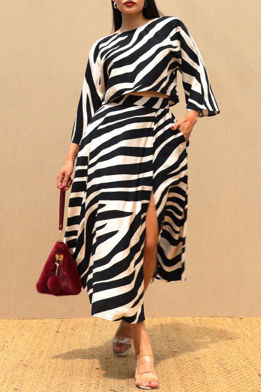 Conjunto de Top y Falda Holgadas